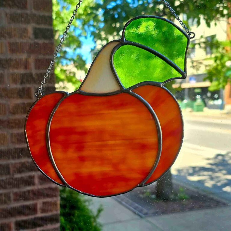 Baltic Art Studio Tuesday Evening and Saturday Morning Stained Glass Ornament Workshop (7)